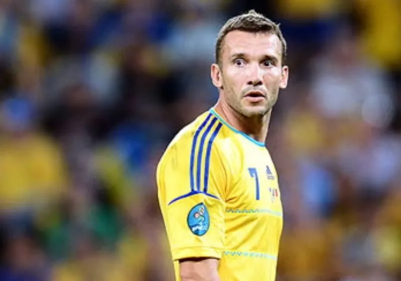 Andriy Shevchenko trong màu áo đội tuyển quốc gia Ukraina