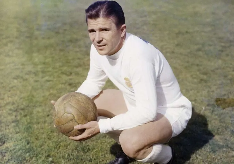Ferenc Puskás là 1 trong 2 cầu thủ ghi bàn nhiều nhất chung kết C1