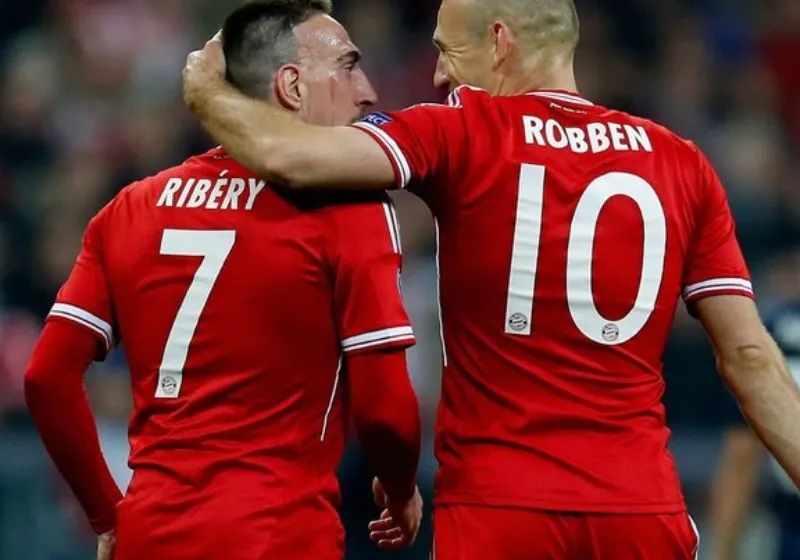 "Robbery" - Cặp cánh gieo rắc kinh hoàng cho châu Âu