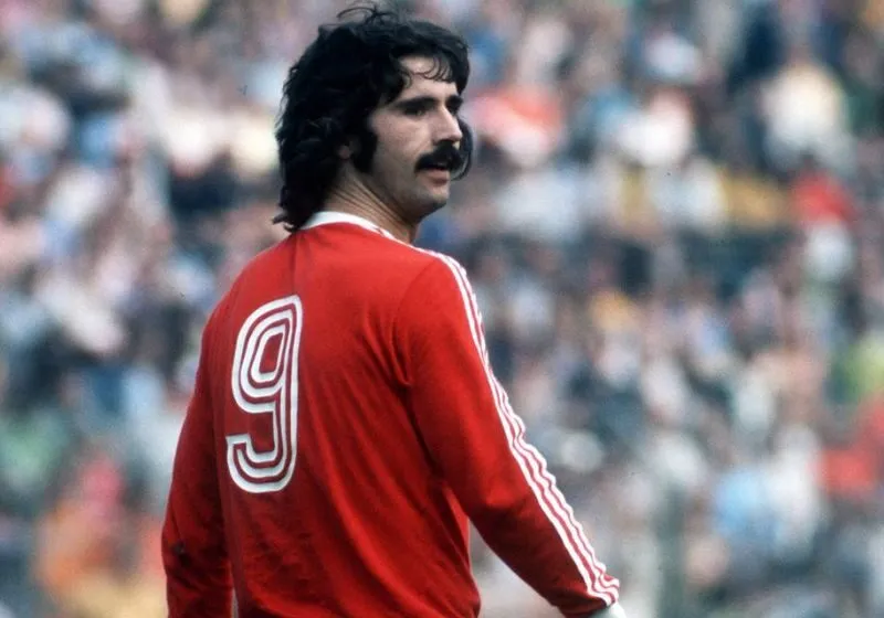 Gerd Müller - Biểu tượng bất diệt của Bayern Munich