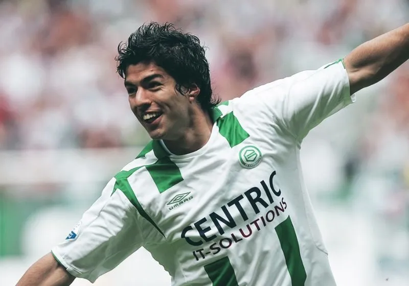  Dấu ấn đầu tiên tại Châu Âu với Groningen và Ajax