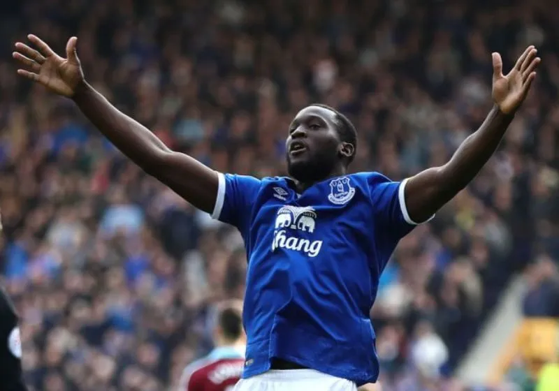Tiểu Sử Romelu Lukaku và những bước chân đầu tiên