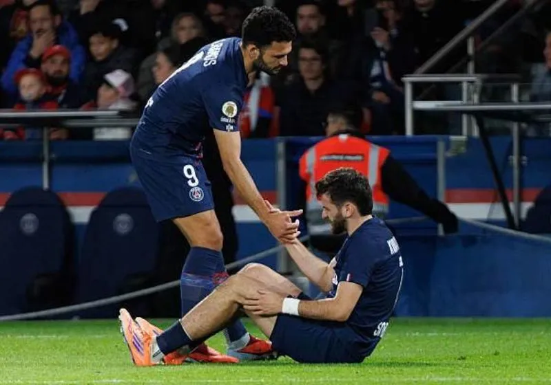 Barcelona vs PSG đại chiến trong khó khăn